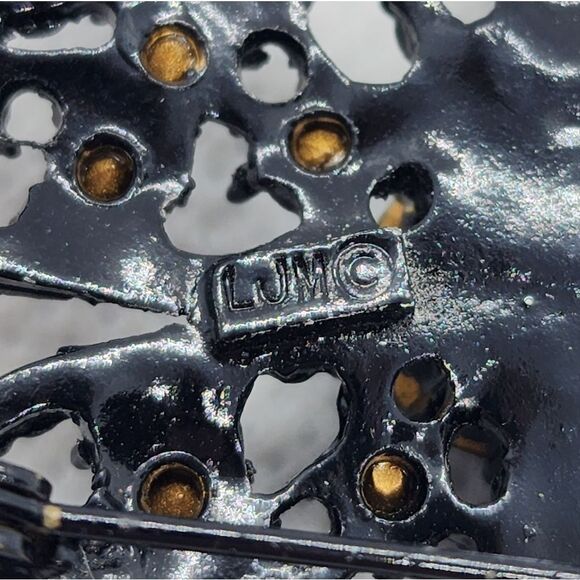 Vintage LJM Black Four-Leaf Clover Brooch - Picture 3 of 3